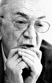 «Корчной никогда не умел проигрывать и относился к той категории людей, которые,<br />чтобы настроится на борьбу, должны иметь с соперником испорченные отношения»