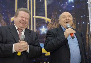 Михал Михалыч Жванецкий - Михал Михалычу Поплавскому: «Свет в конце туннеля есть! Только туннель, сука, не кончается...»