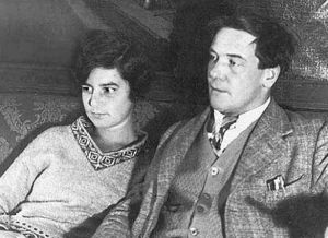 Родители Сергея Капицы — Анна Алексеевна и Петр Леонидович