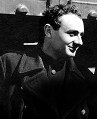 Юность гения прошла в Одессе. Этот город во многом повлиял на Жванецкого как писателя, но этого города, по мнению Михал Михалыча, уже нет