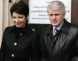 "Мне вообще-то нравится моя жена, и говорить вслух, что мне кто-то симпатичен, я не могу". С супругой Татьяной