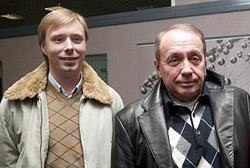 Сын Александра Васильевича Саша занимается Премьер-лигой КВН