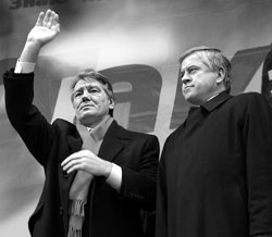 "Я всю жизнь буду помнить глаза тех, кто стоял на Майдане". Виктор Ющенко и Анатолий Кинах
