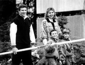 1989 год. Сергей Бубка с женой Лилей и сыновьями на отдыхе в Италии